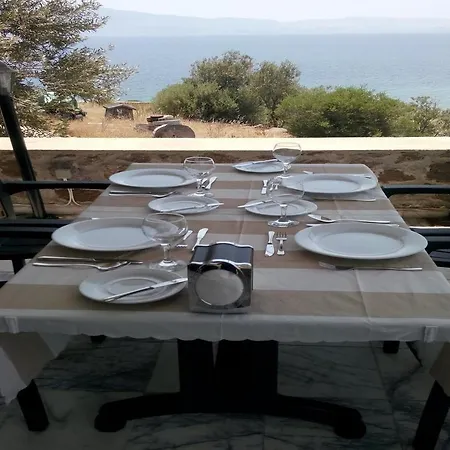 Assos Mitillini Hotel