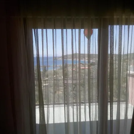 Hotel Assos Mitillini *