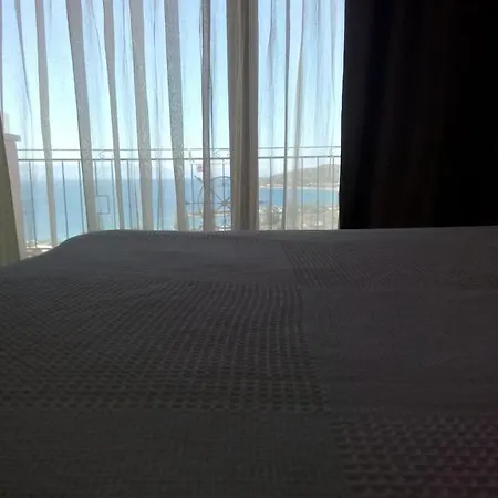 Assos Mitillini Hotel *